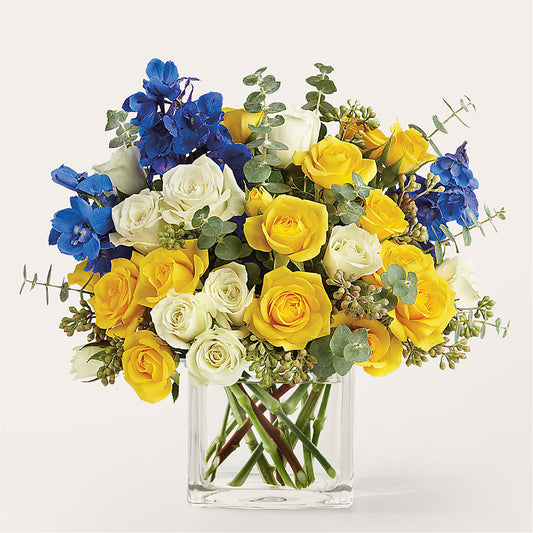 Sparkling Citrine Bouquet –  Natural Flowers Llc, Centreville VA
