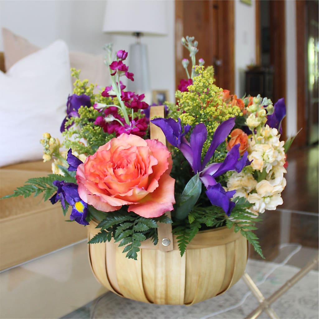 Garden of Life Basket –  Natural Flowers Llc, Centreville VA