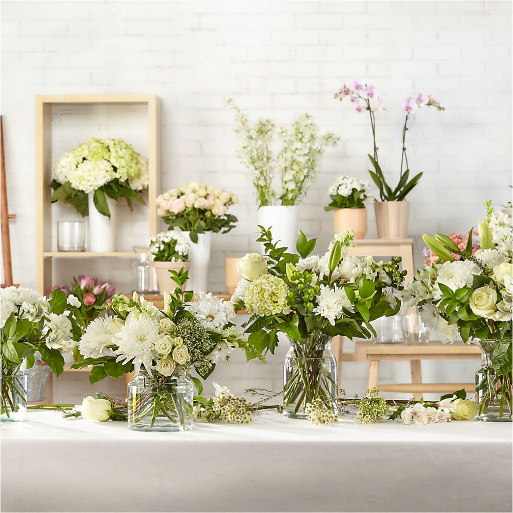 Classic Ivory – A Florist Original –  Natural Flowers Llc, Centreville VA