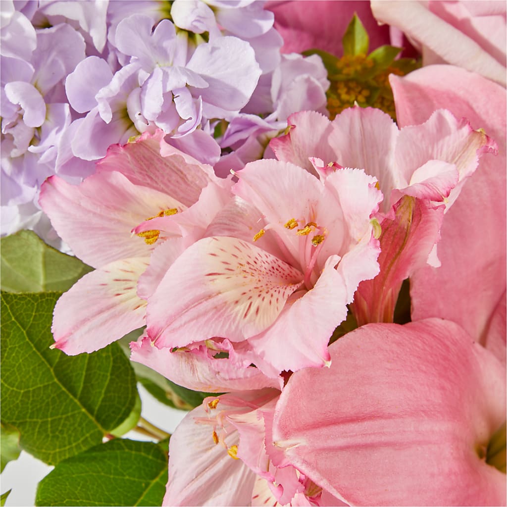 The Crown Jewel Bouquet –  Natural Flowers Llc, Centreville VA