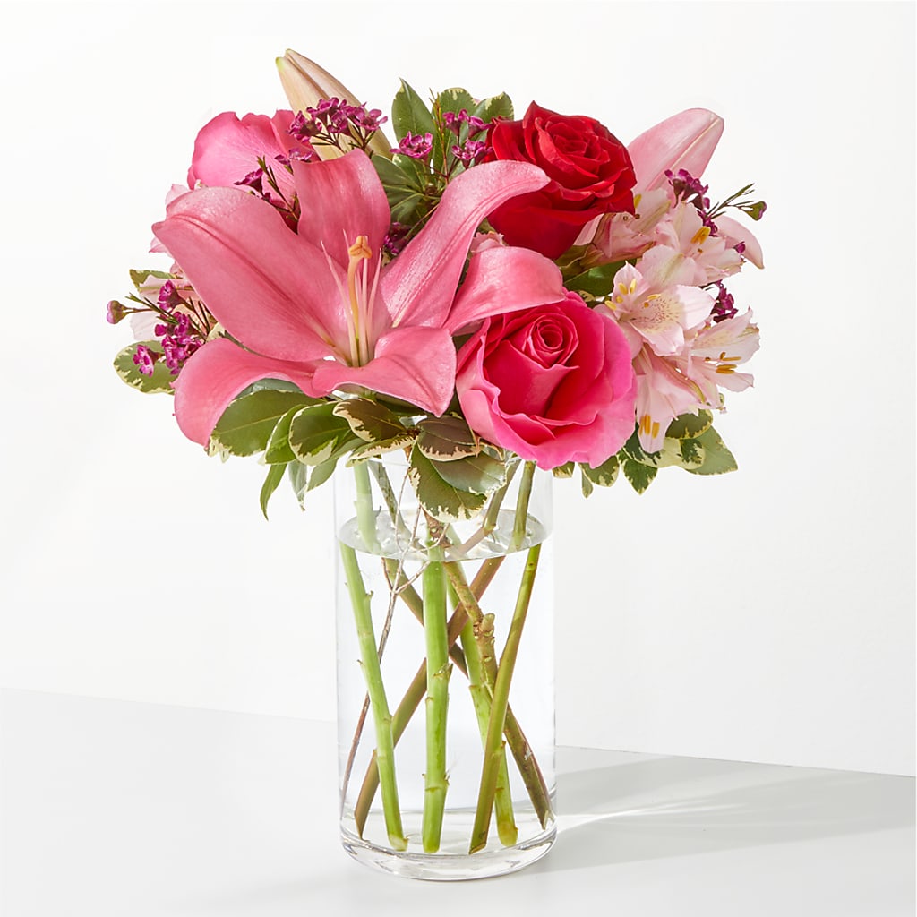 Lucky in Love Bouquet –  Natural Flowers Llc, Centreville VA