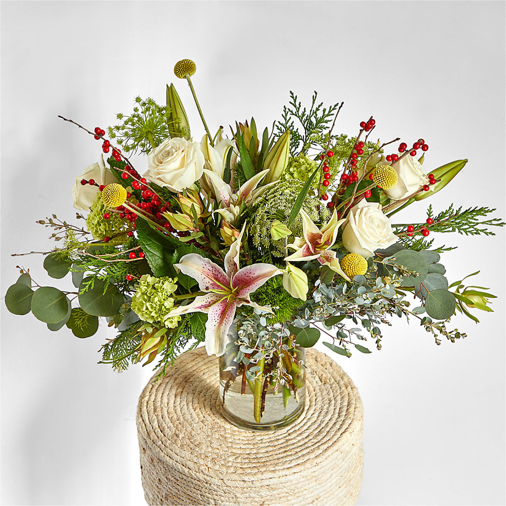 Berry & Bright Bouquet –  Natural Flowers Llc, Centreville VA