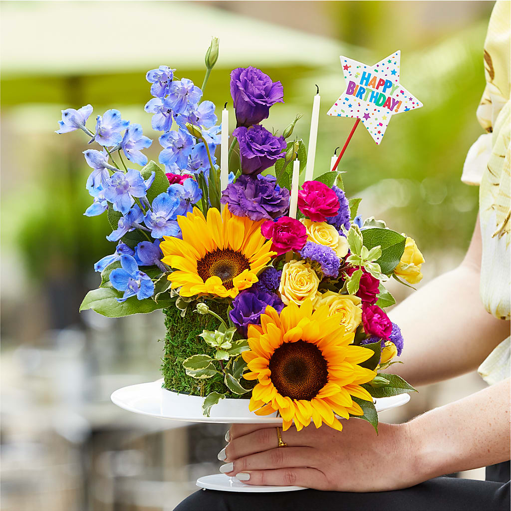 Star of the Day Floral Cake –  Natural Flowers Llc, Centreville VA
