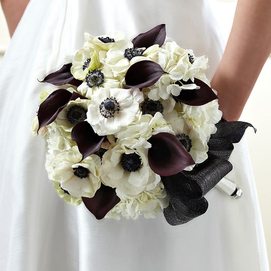 To Have and To Hold Bouquet –  Natural Flowers Llc, Centreville VA