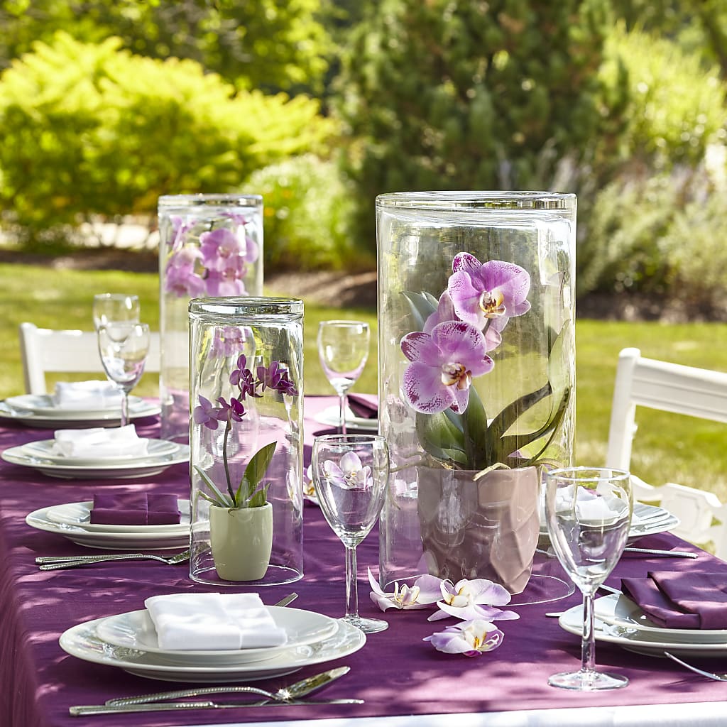 Dramatic Garden Centerpiece –  Natural Flowers Llc, Centreville VA