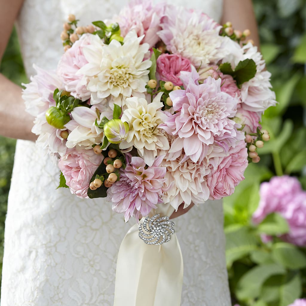 Heart's Promise Bouquet –  Natural Flowers Llc, Centreville VA