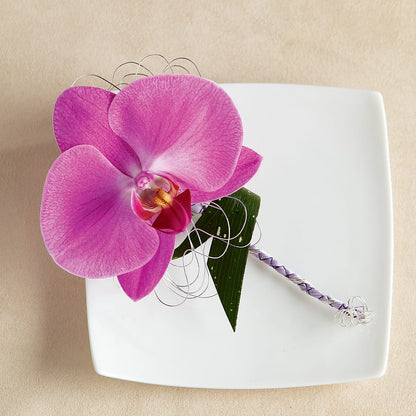 Glorious Boutonniere –  Natural Flowers Llc, Centreville VA